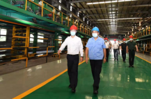 市領導一行來我公司督查中秋、國慶安全